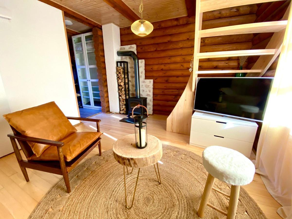 Pine Lodge Hlevci ภายนอก รูปภาพ