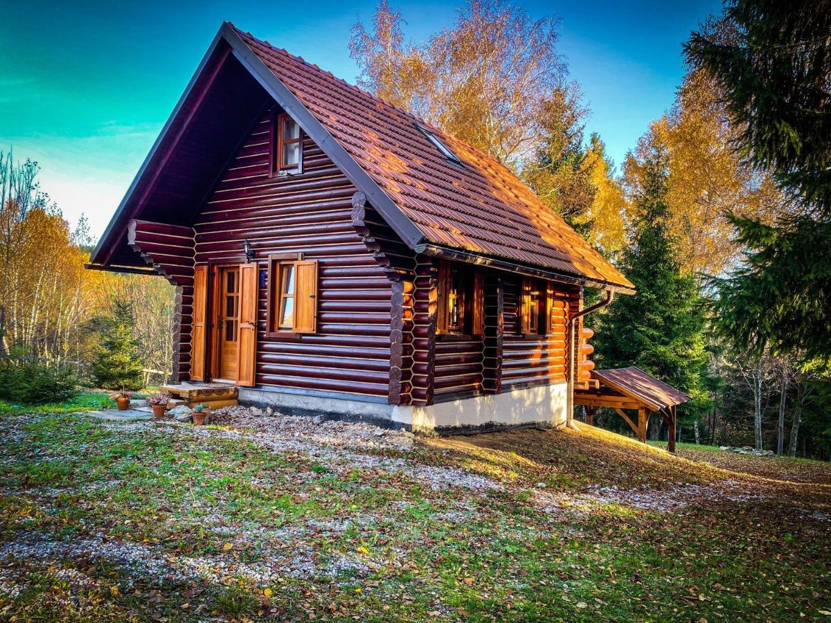 Pine Lodge Hlevci ภายนอก รูปภาพ